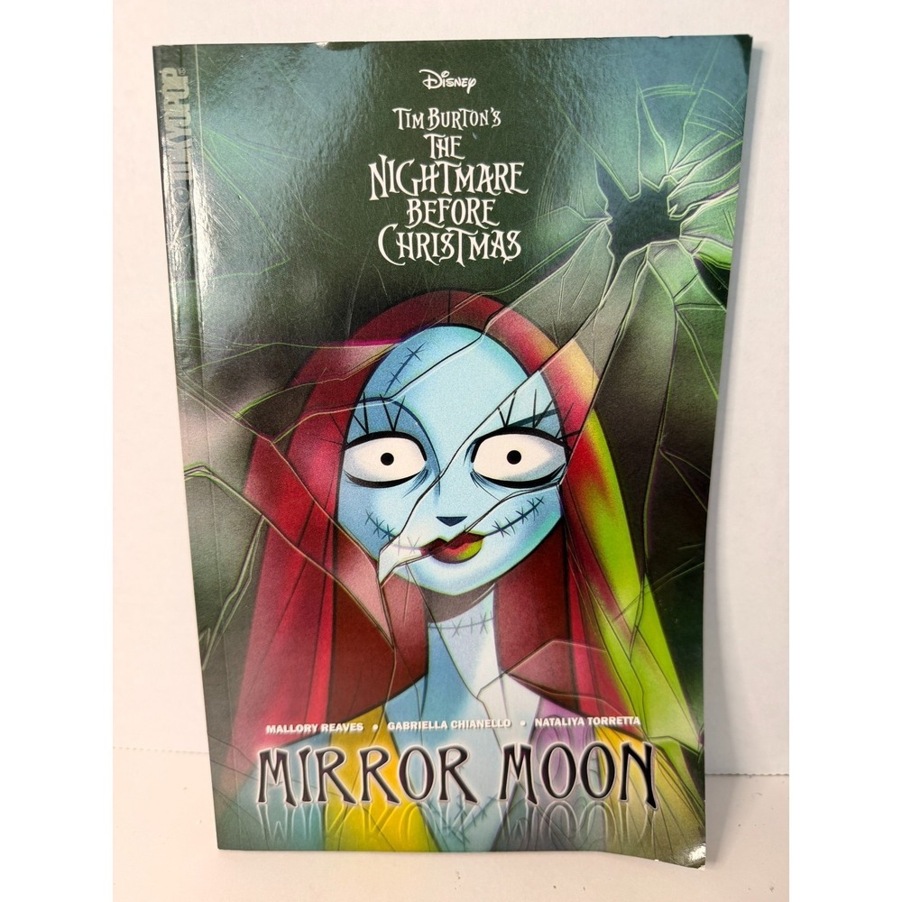 Disney Tim Burton Nightmare Before Christmas Mirror Moon Graphic Novel Manga